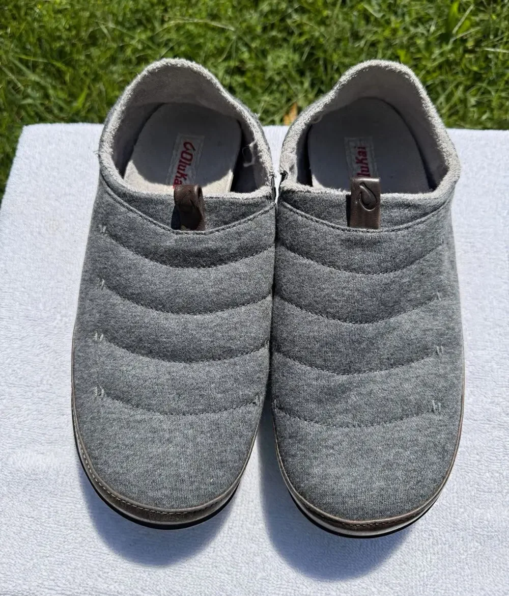 OluKai Men's Gray Slip-On Slippers Size 10 Cushioned Comfort Rubber Sole